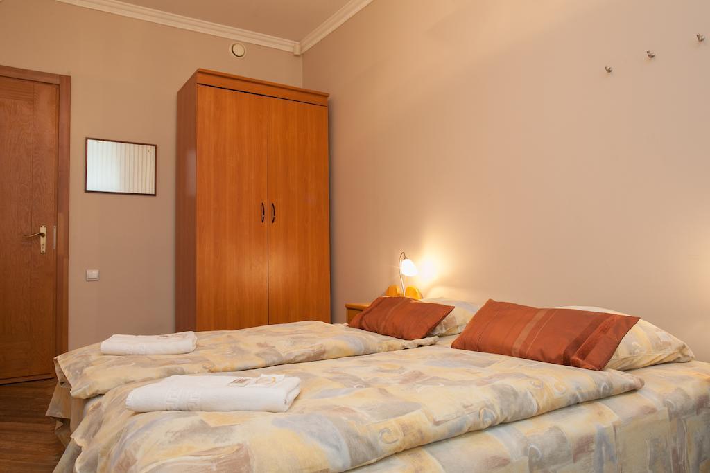 Guesthouse Jakob Lenz Riga Exterior photo